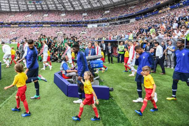 比赛不仅是 比赛不仅是